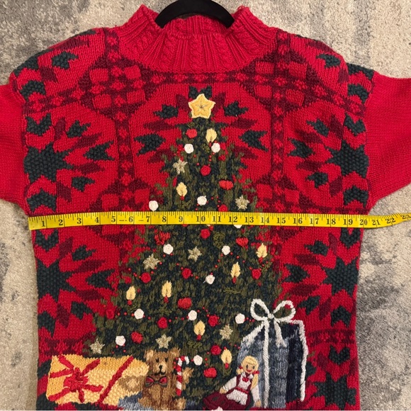Vintage Red Christmas Sweater with Tree Design - Picture 4 of 5